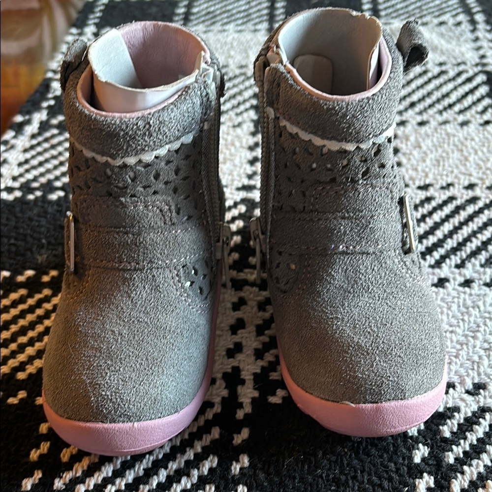 Stylish Gray Kids Boots with Pink Soles NWOT